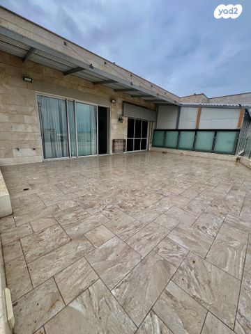 גג/ פנטהאוז, ההדס 8, רובע א', אשדוד