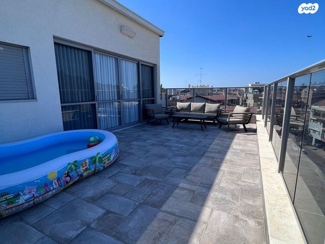 גג/ פנטהאוז, יעקב כאהן, חיפה