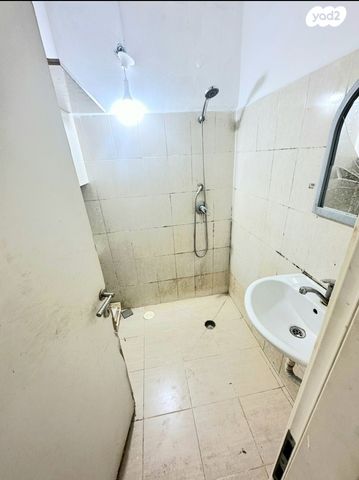 דירה, שדרות השופטים, הנביאים, קרית גת