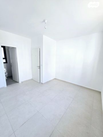 דירה, גולדה מאיר, מורשת, מודיעין מכבים רעות