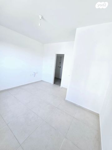 דירה, גולדה מאיר, מורשת, מודיעין מכבים רעות