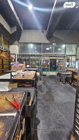 חנויות/ שטח מסחרי, האומן, אזור תעשיה, חדרה