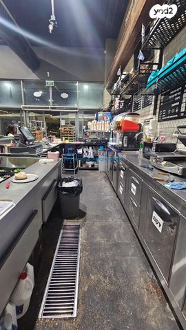 חנויות/ שטח מסחרי, האומן, אזור תעשיה, חדרה