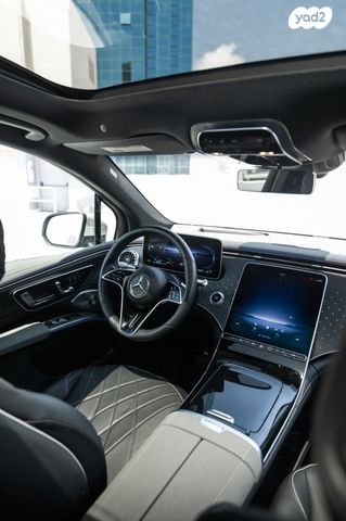 מרצדס-בנץ EQS SUV