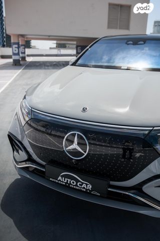 מרצדס-בנץ EQS SUV