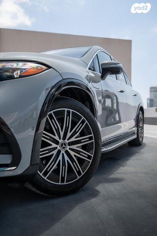 מרצדס-בנץ EQS SUV