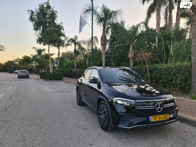 מרצדס-בנץ EQA