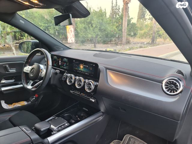 מרצדס-בנץ EQA