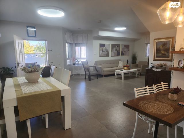 בית פרטי/ קוטג', מעלות תרשיחא