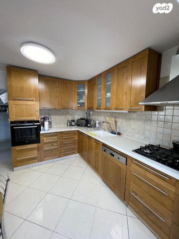 גג/ פנטהאוז, בית שמאי, רמת השרון