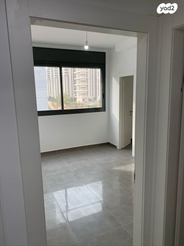 דירה, הוד השרון