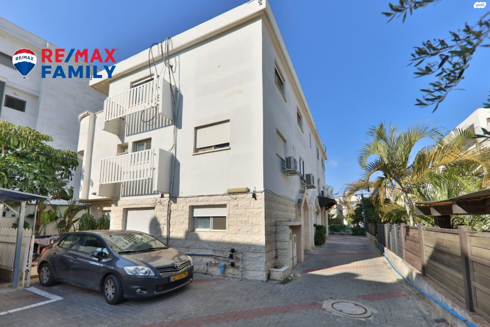הנביאים 27
