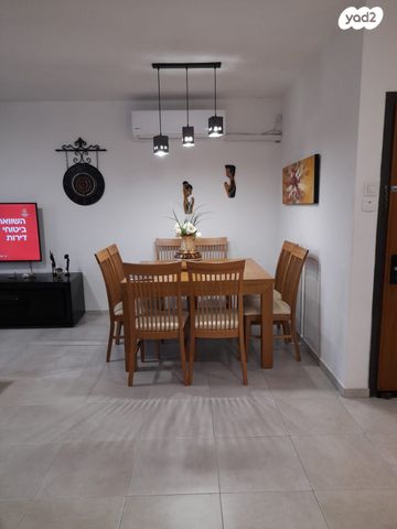 דירה, מרגולין, רמב"ם, ראשון לציון