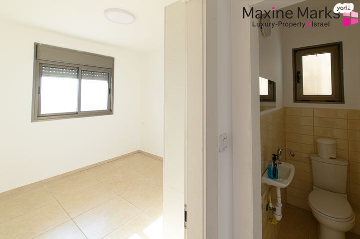 דירה, אהוד מנור, עיר ימים, נתניה