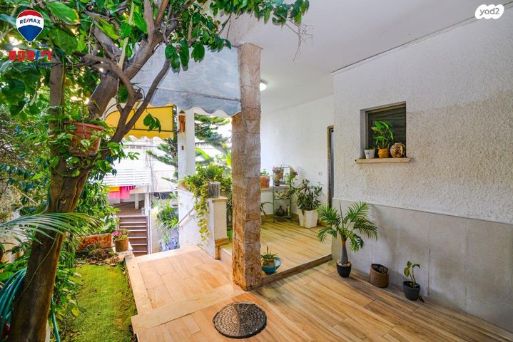 בית פרטי/ קוטג', ז'בוטינסקי 19, מרכז העיר, חדרה