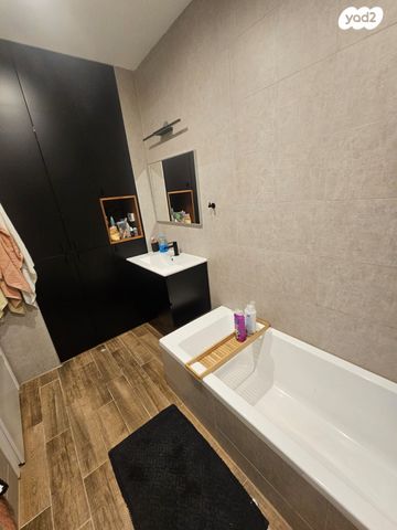 דירת גן, נחל קדרון, באר שבע