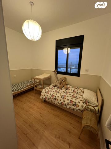 גג/ פנטהאוז, יהושוע אזולאי, נווה שרון / שער העיר, נתיבות