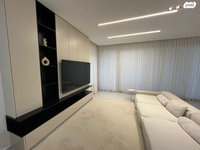 גג/ פנטהאוז, יהושוע אזולאי, נווה שרון / שער העיר, נתיבות