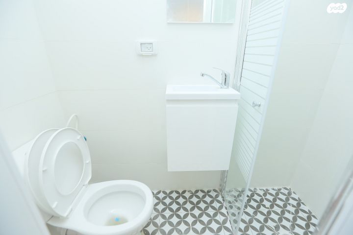 דירה, שמעון בר גיורא, שכונה ד', באר שבע