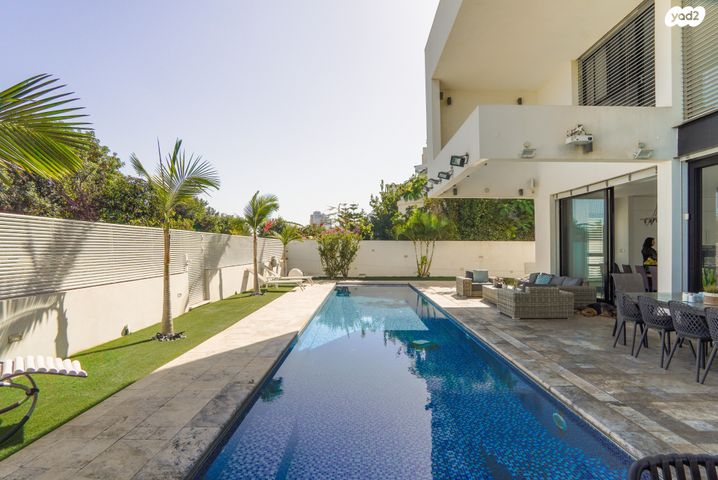 בית פרטי/ קוטג', הרקיע, הגולף, קיסריה