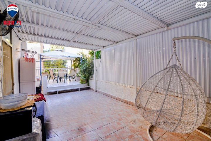 בית פרטי/ קוטג', ז'בוטינסקי 19, מרכז העיר, חדרה