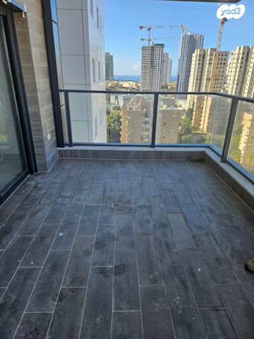 דירה, אייזיק רמבה 7, נוף הטיילת, נתניה