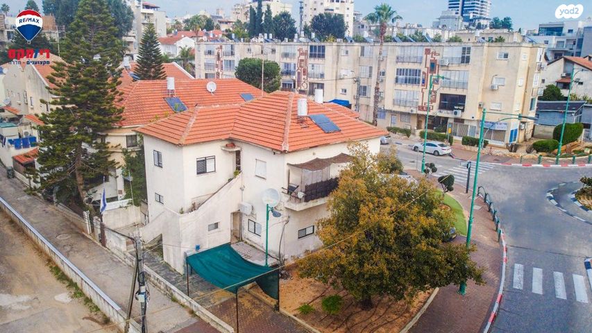 ז'בוטינסקי 19
