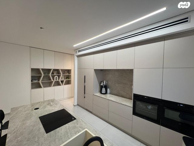 גג/ פנטהאוז, יהושוע אזולאי, נווה שרון / שער העיר, נתיבות