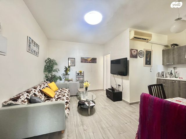 דירה, שדרות משה דיין, פסגת זאב, ירושלים