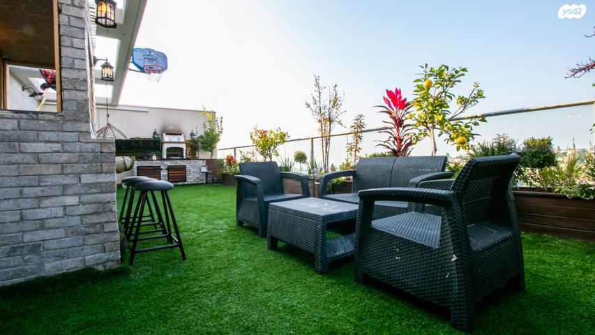 גג/ פנטהאוז, גולן, אלפי מנשה