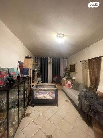 דירה, שמריהו לוין, אברמוביץ', ראשון לציון