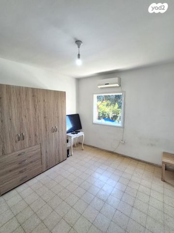 דירה, האם, נווה יהושע, ערמונים, רמת גן