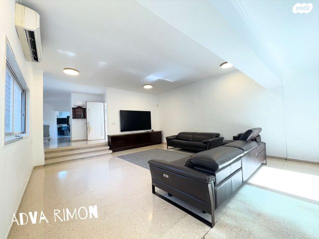 בית פרטי/ קוטג', גילדסגיים, קרית קריניצי, רמת גן