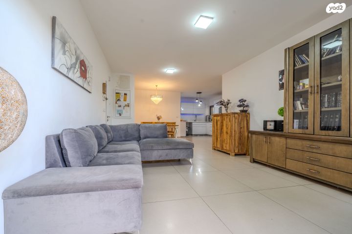 דירת גן, אורן 8, החורש, חריש