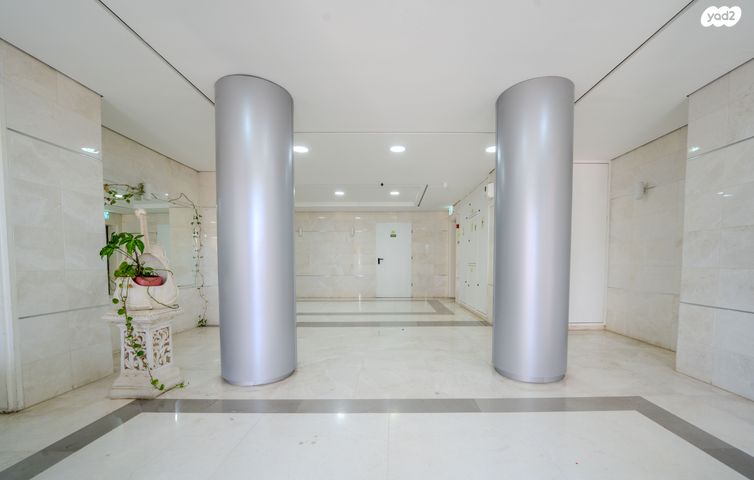 דירת גן, אורן 8, החורש, חריש