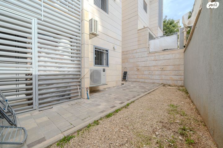 דירת גן, אורן 8, החורש, חריש