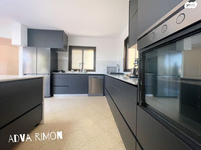 בית פרטי/ קוטג', גילדסגיים, קרית קריניצי, רמת גן