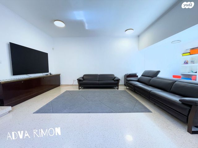 בית פרטי/ קוטג', גילדסגיים, קרית קריניצי, רמת גן