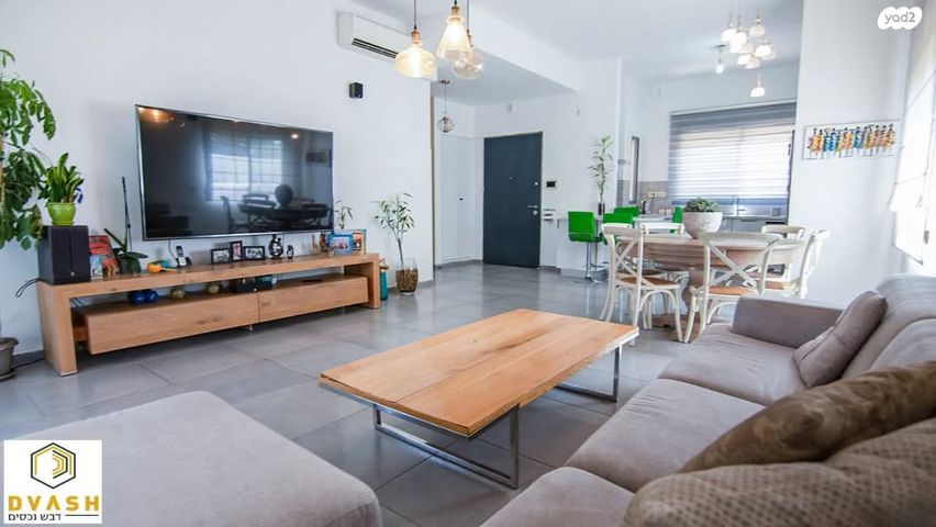 בית פרטי/ קוטג', עומר