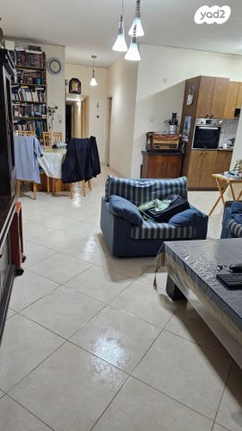 דירה, הגדוד העברי 7, רמב"ם, ראשון לציון