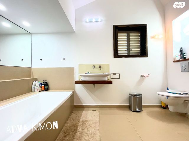 בית פרטי/ קוטג', גילדסגיים, קרית קריניצי, רמת גן