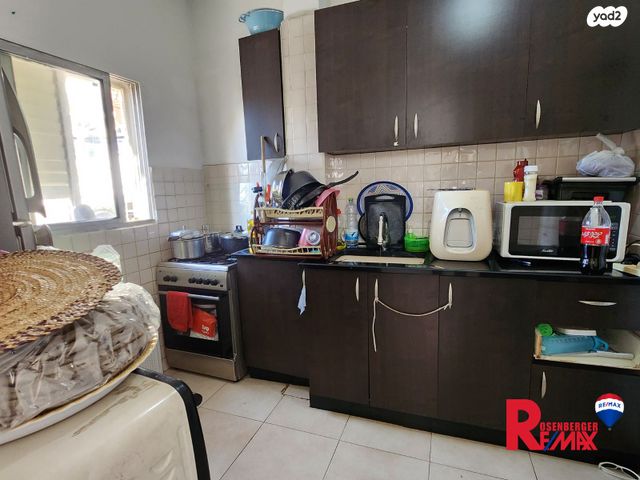 גג/ פנטהאוז, אלחריזי 24, גרין ועם, חולון