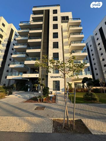 דירת גן, מוטה גור, גליל ים (מתחם הכוכבים), הרצליה