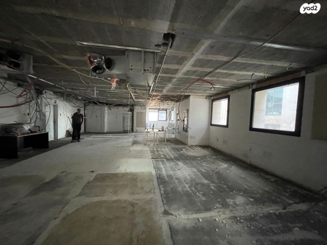 משרדים, מונטיפיורי, הרכבת, תל אביב יפו