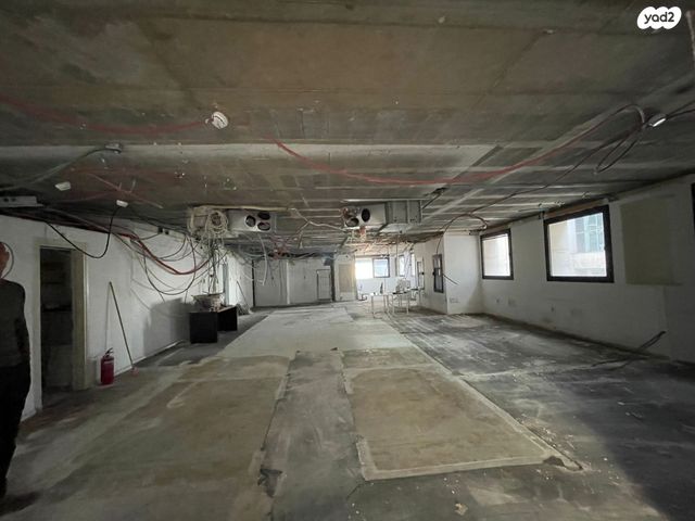 משרדים, מונטיפיורי, הרכבת, תל אביב יפו