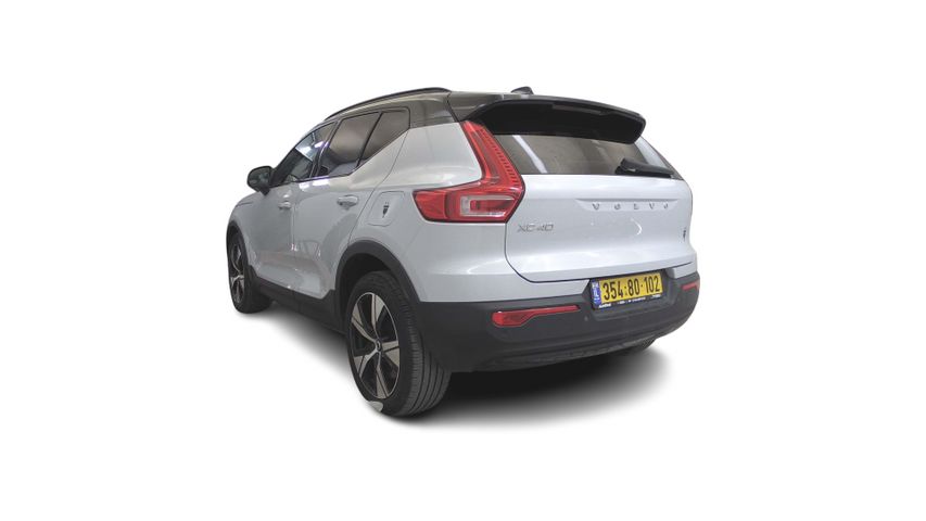 וולוו XC40