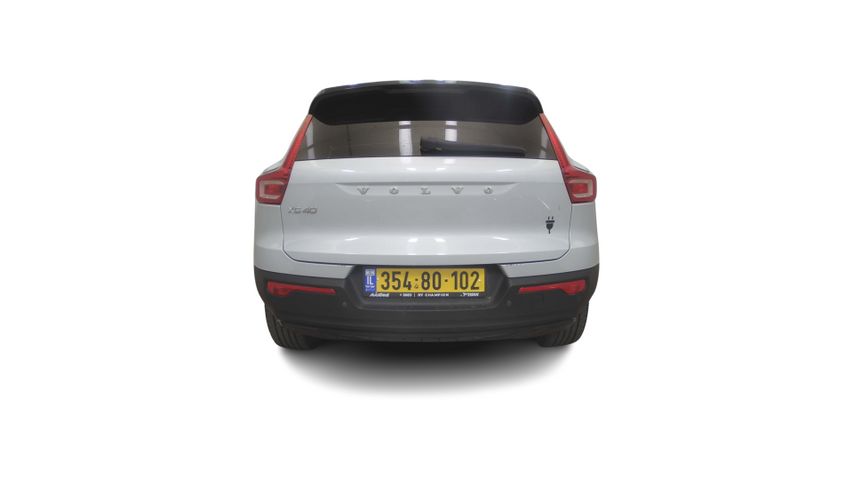 וולוו XC40