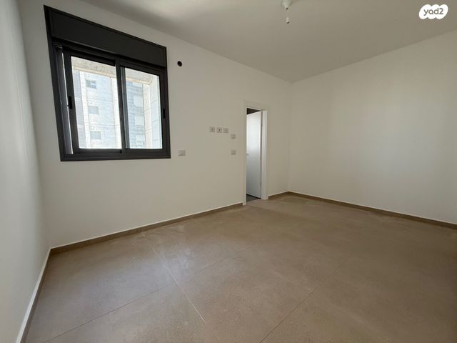 דירה, יעקב פיכמן 5, קרית אילון, חולון