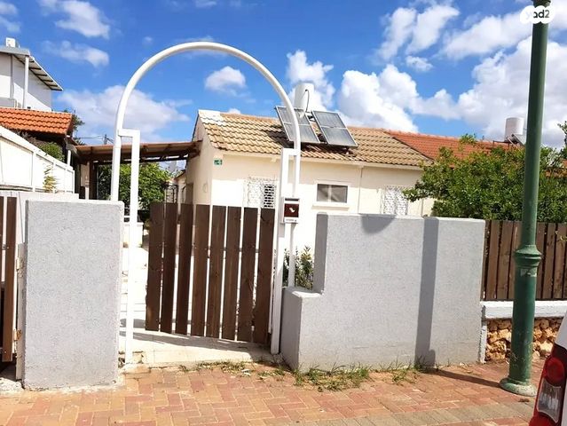 בית פרטי/ קוטג', סעדיה גאון, גיורא, הוד השרון