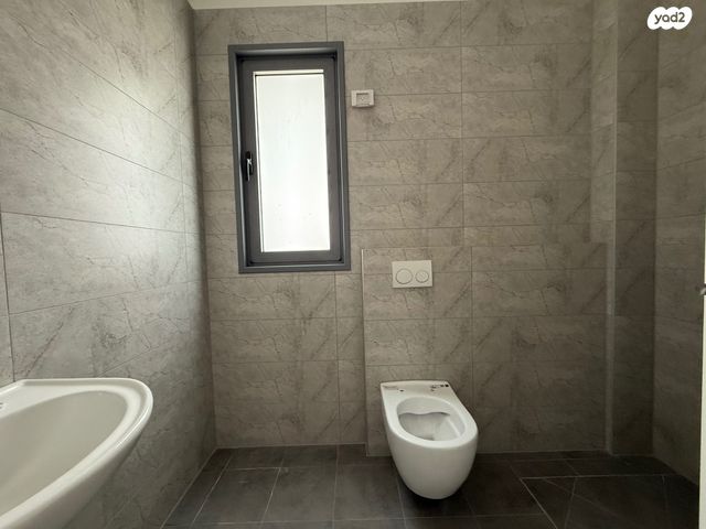 דירה, יעקב פיכמן 5, קרית אילון, חולון